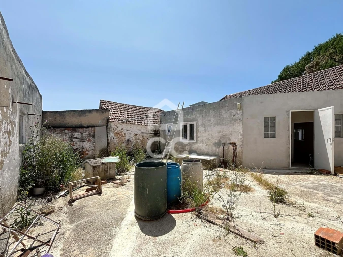 Moradia T2 para Venda em Alvorninha Foto 9