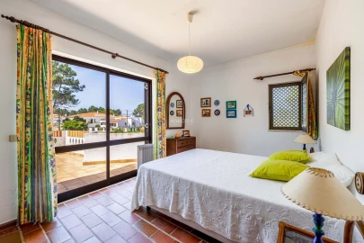 Moradia T6 para Venda em Aljezur