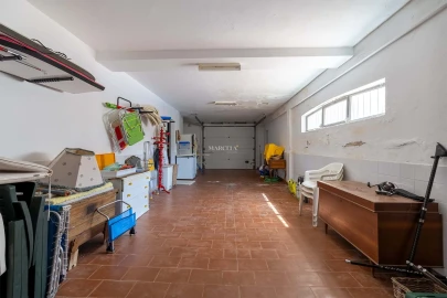 Moradia T6 para Venda em Aljezur
