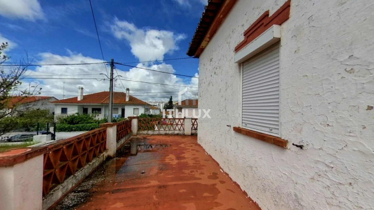 Moradia T7 para Venda em Assunção, Ajuda, Salvador e Santo Ildefonso Foto 29