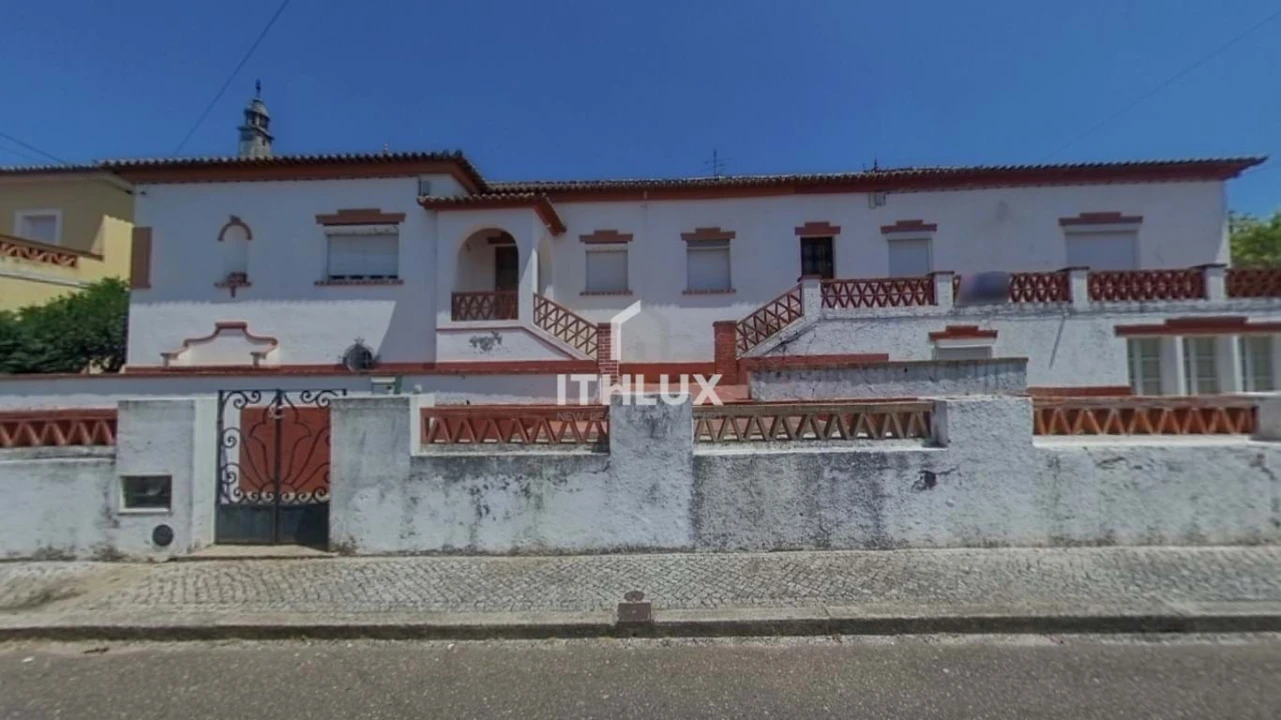 Moradia T7 para Venda em Assunção, Ajuda, Salvador e Santo Ildefonso Foto 36