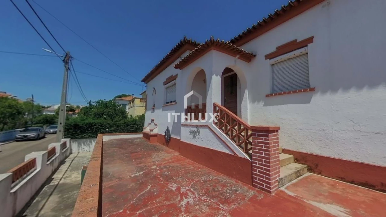 Moradia T7 para Venda em Assunção, Ajuda, Salvador e Santo Ildefonso Foto 24