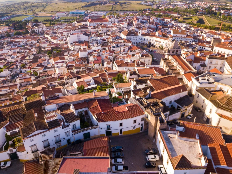 Moradia T7 para Venda em Assunção, Ajuda, Salvador e Santo Ildefonso Foto 41