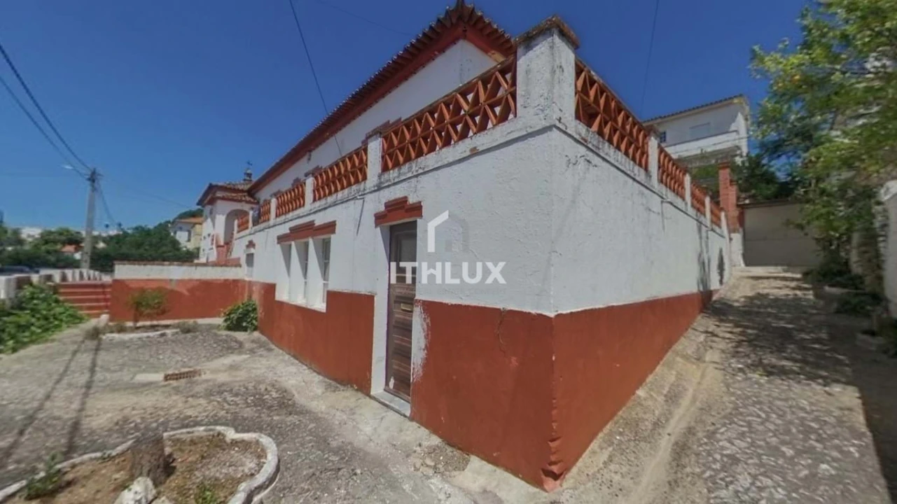 Moradia T7 para Venda em Assunção, Ajuda, Salvador e Santo Ildefonso Foto 31