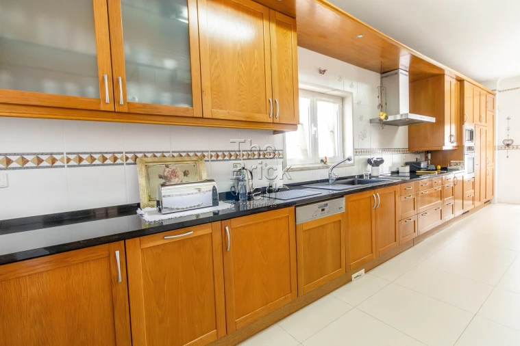 Moradia T5 para Venda em Póvoa de Santa Iria e Forte da Casa Foto 7