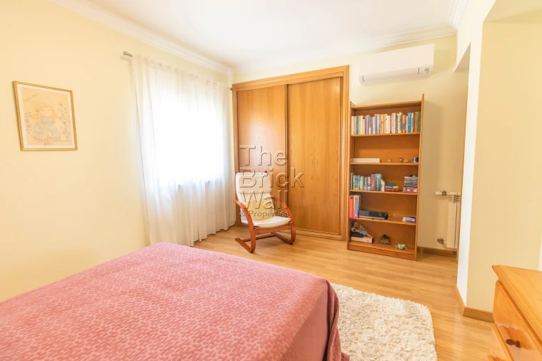 Moradia T5 para Venda em Póvoa de Santa Iria e Forte da Casa Foto 34