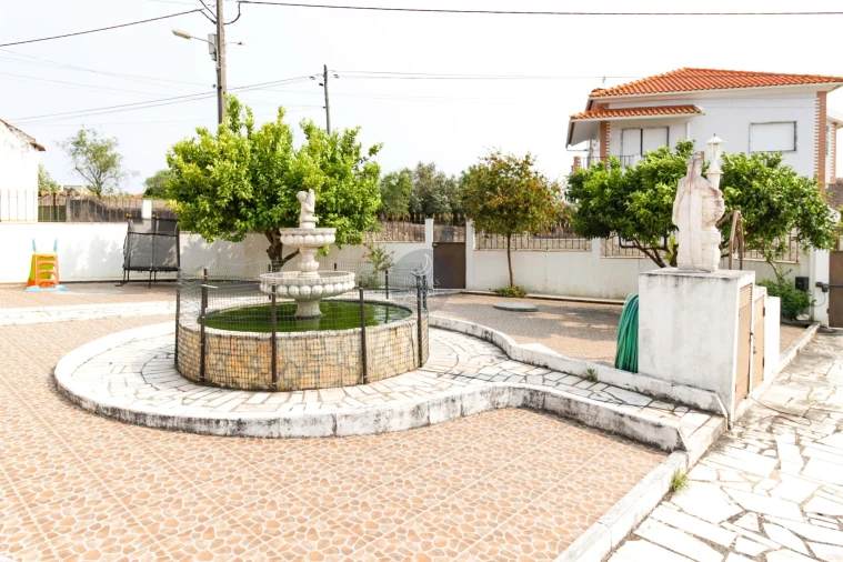 Moradia T3 para Venda em Malhou, Louriceira e Espinheiro Foto 30