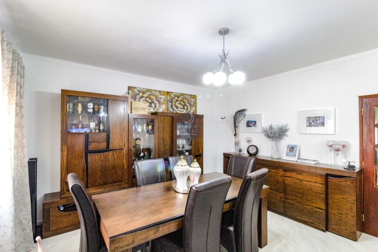 Moradia T3 para Venda em Malhou, Louriceira e Espinheiro Foto 8