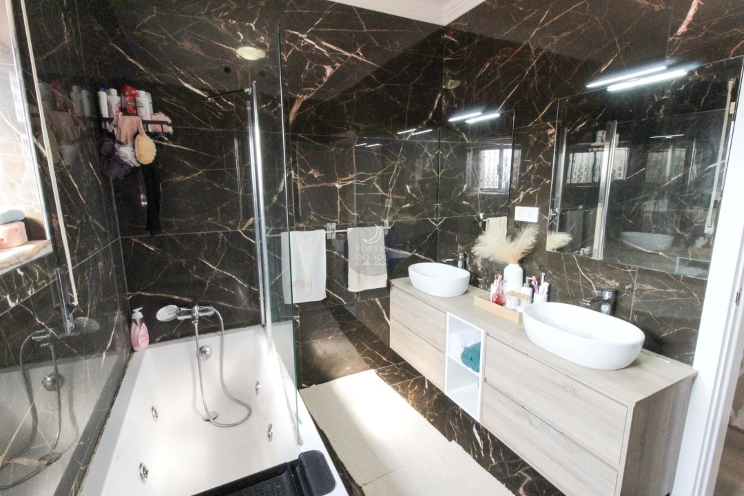 Moradia T3 para Venda em Malhou, Louriceira e Espinheiro Foto 21