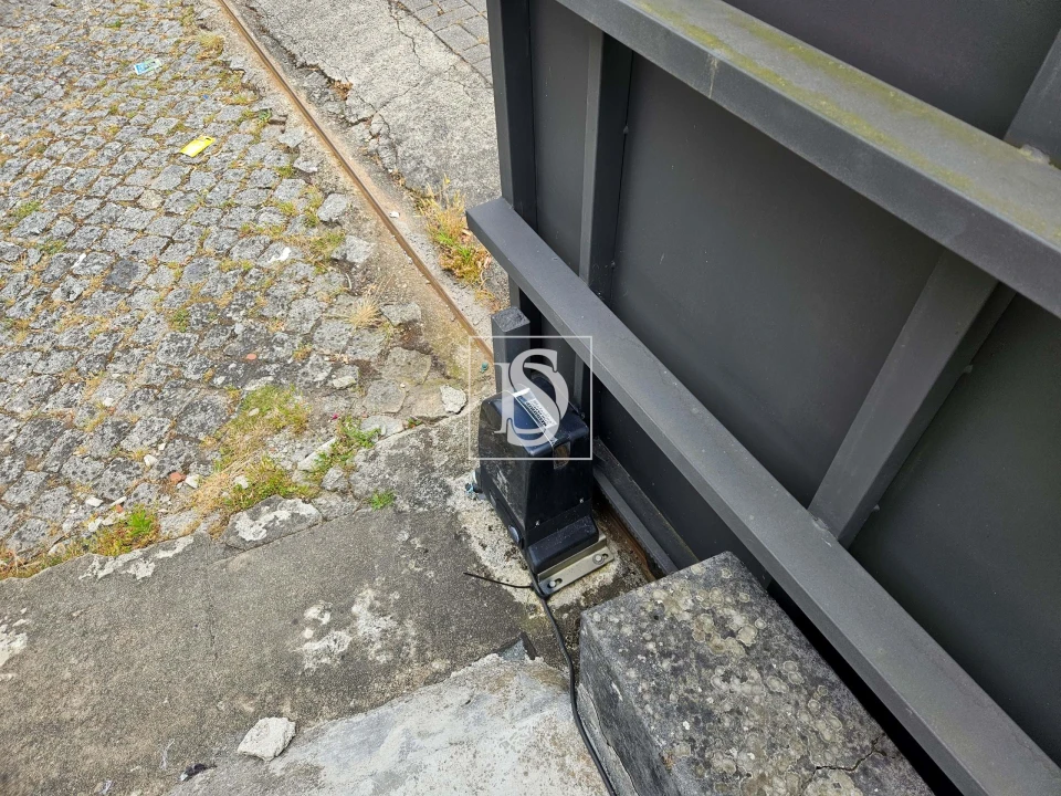 Armazém para Arrendamento em Arões (São Romão) Foto 13