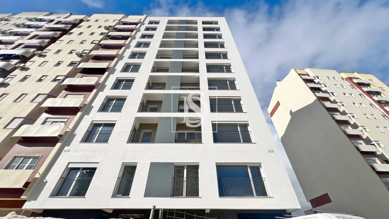 Apartamento T2 para Venda em Corroios Foto 16