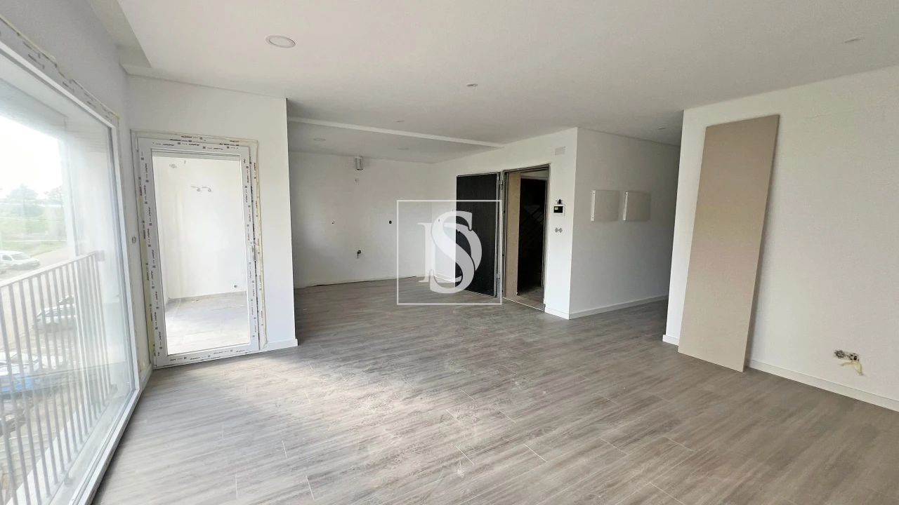 Apartamento T2 para Venda em Corroios Foto 18