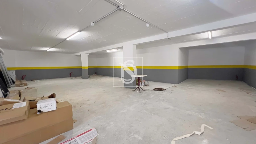 Apartamento T2 para Venda em Corroios Foto 17