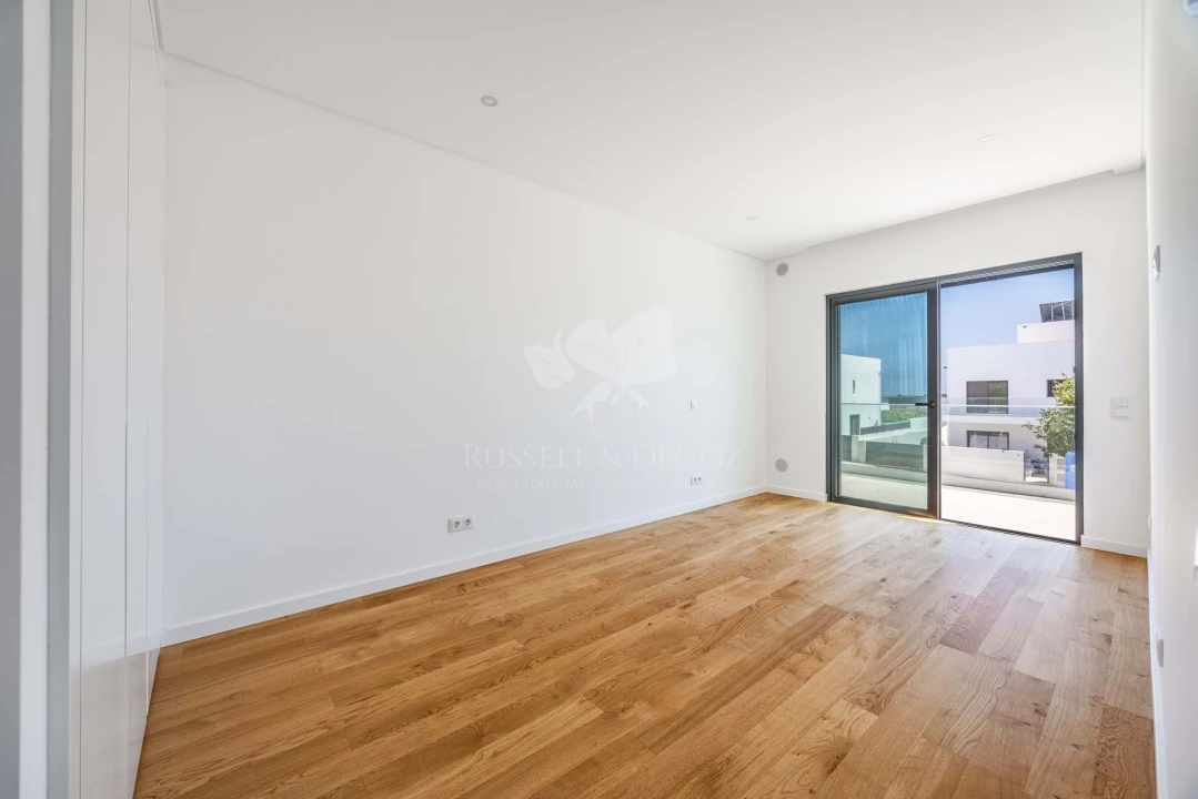 Moradia T3 para Venda em Olhão Foto 16