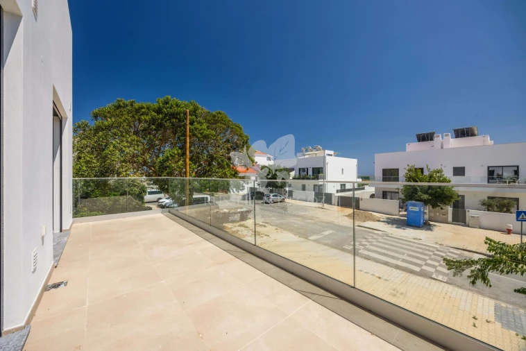 Moradia T3 para Venda em Olhão Foto 18