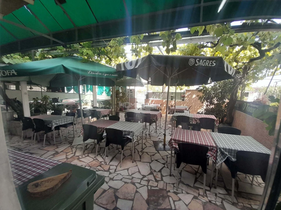 Negócio para Trespasse em Charneca de Caparica e Sobreda Foto 22