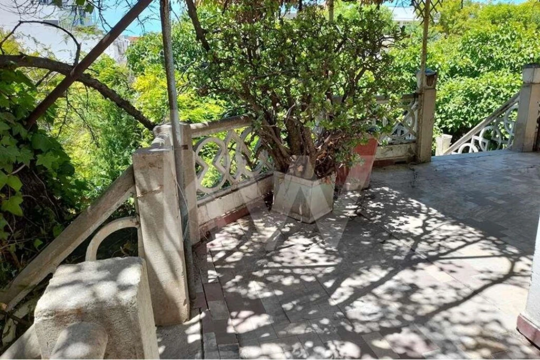 Moradia T6 para Venda em Quelfes Foto 17