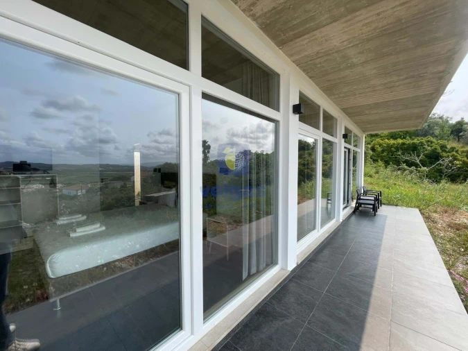 Moradia T4 para Venda em Amoreira Foto 16