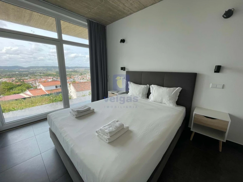 Moradia T4 para Venda em Amoreira Foto 11