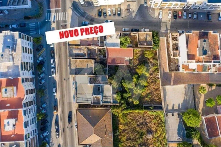 Moradia T6 para Venda em Quelfes Foto 5