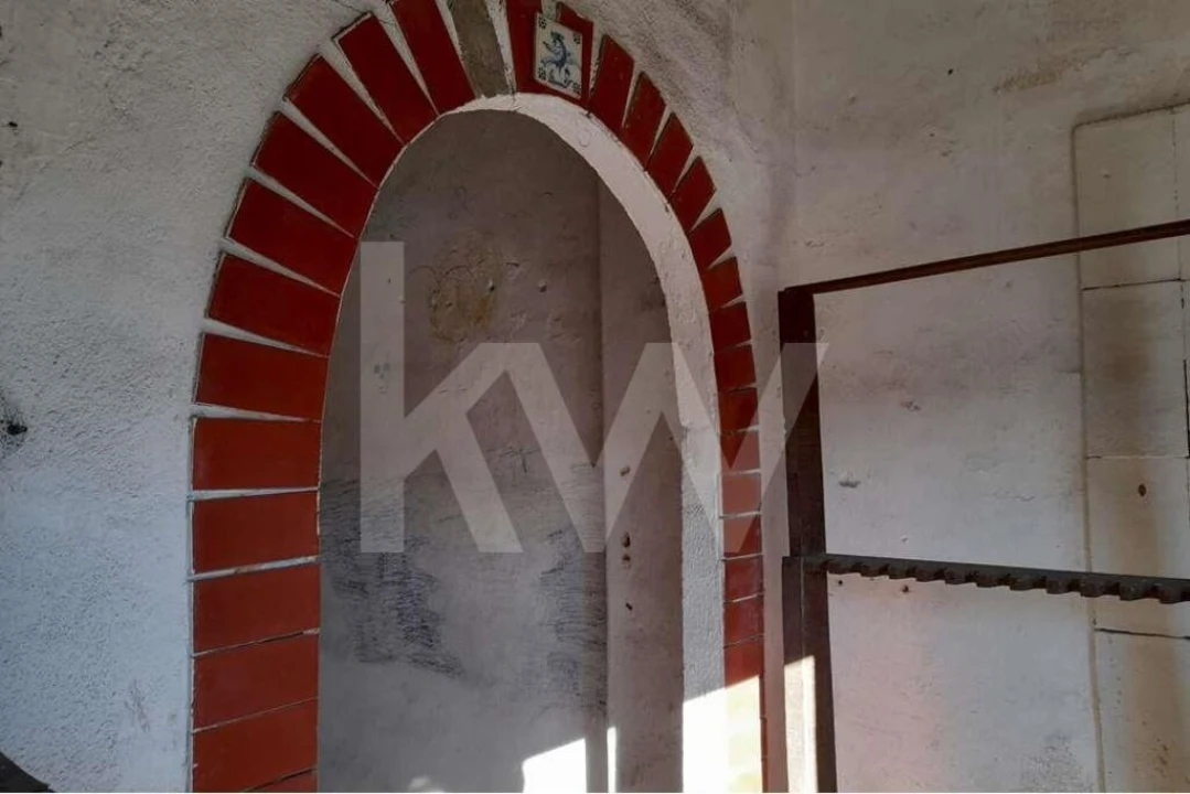 Moradia T6 para Venda em Quelfes Foto 21