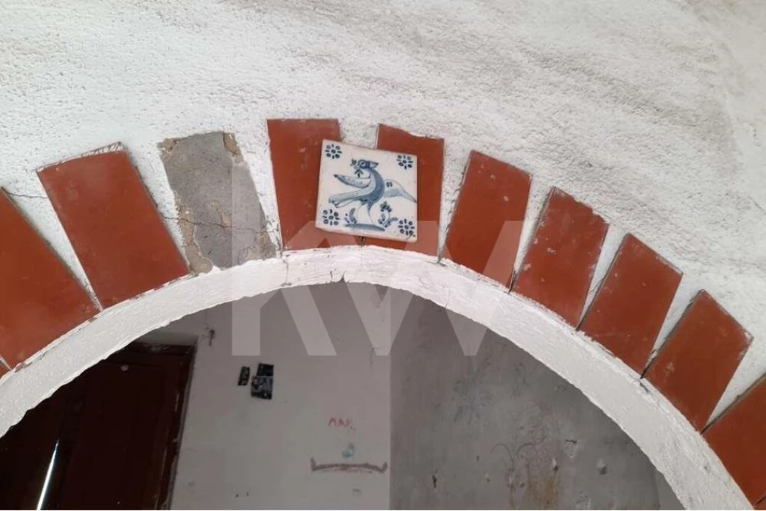 Moradia T6 para Venda em Quelfes Foto 22