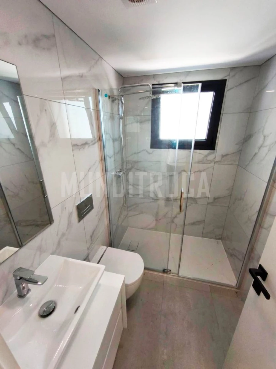 Moradia T3 para Venda em Merelim (São Paio), Panoias e Parada de Tibães Foto 12