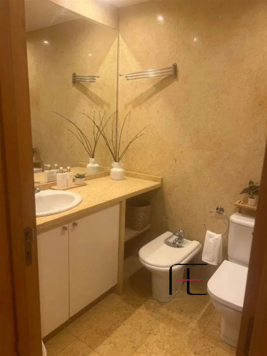 Apartamento T2 para Arrendamento em Mafamude e Vilar do Paraíso Foto 9