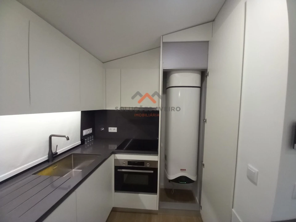 Apartamento T1 para Venda em Glória e Vera Cruz Foto 4