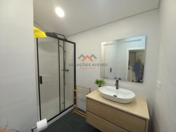 Apartamento T1 para Venda em Glória e Vera Cruz