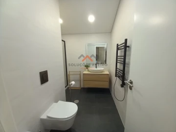 Apartamento T1 para Venda em Glória e Vera Cruz