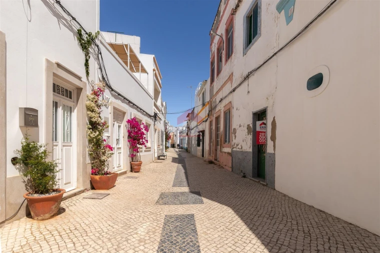 Moradia T1 para Venda em Olhão