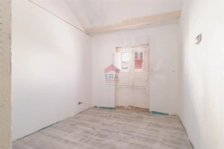 Moradia T1 para Venda em Olhão Foto 14