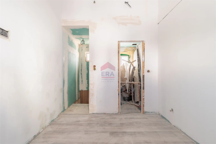 Moradia T1 para Venda em Olhão Foto 13