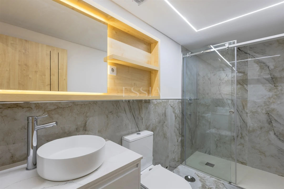 Apartamento T0 para Venda em Cedofeita, Santo Ildefonso, Sé, Miragaia, São Nicolau e Vitória Foto 11