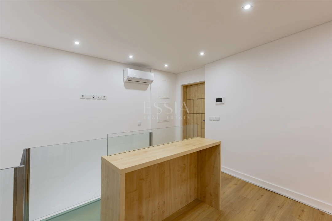 Apartamento T0 para Venda em Cedofeita, Santo Ildefonso, Sé, Miragaia, São Nicolau e Vitória Foto 4