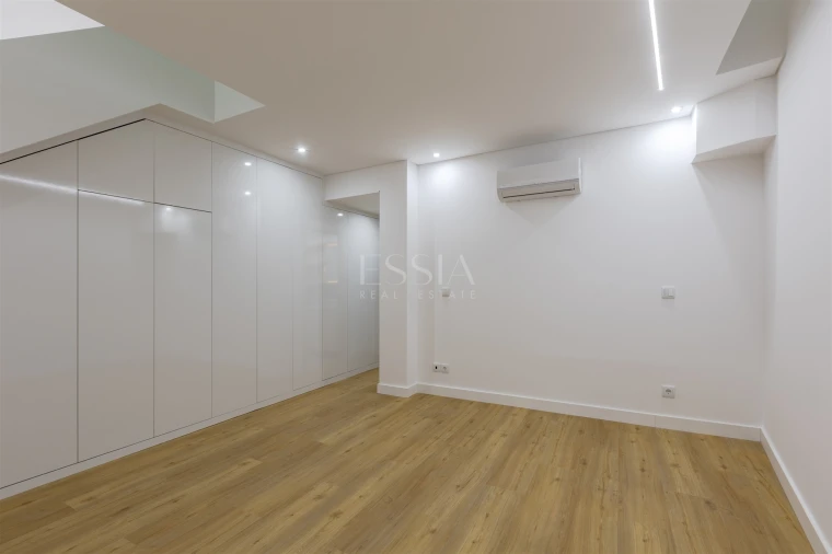Apartamento T0 para Venda em Cedofeita, Santo Ildefonso, Sé, Miragaia, São Nicolau e Vitória Foto 8