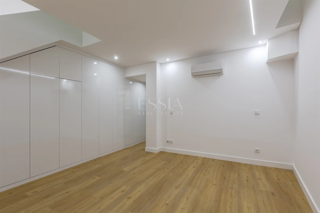 Apartamento T0 para Venda em Cedofeita, Santo Ildefonso, Sé, Miragaia, São Nicolau e Vitória Foto 8