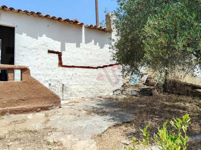 Moradia T1 para Venda em Safara e Santo Aleixo da Restauração Foto 2