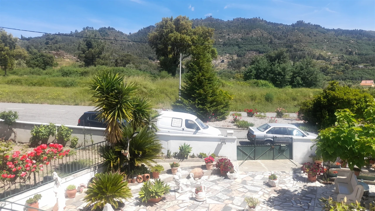 Moradia T4 para Venda em Louriçal do Campo Foto 8