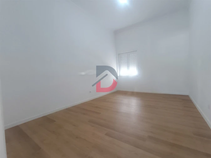 Apartamento T3 para Venda em Castelo Branco Foto 6