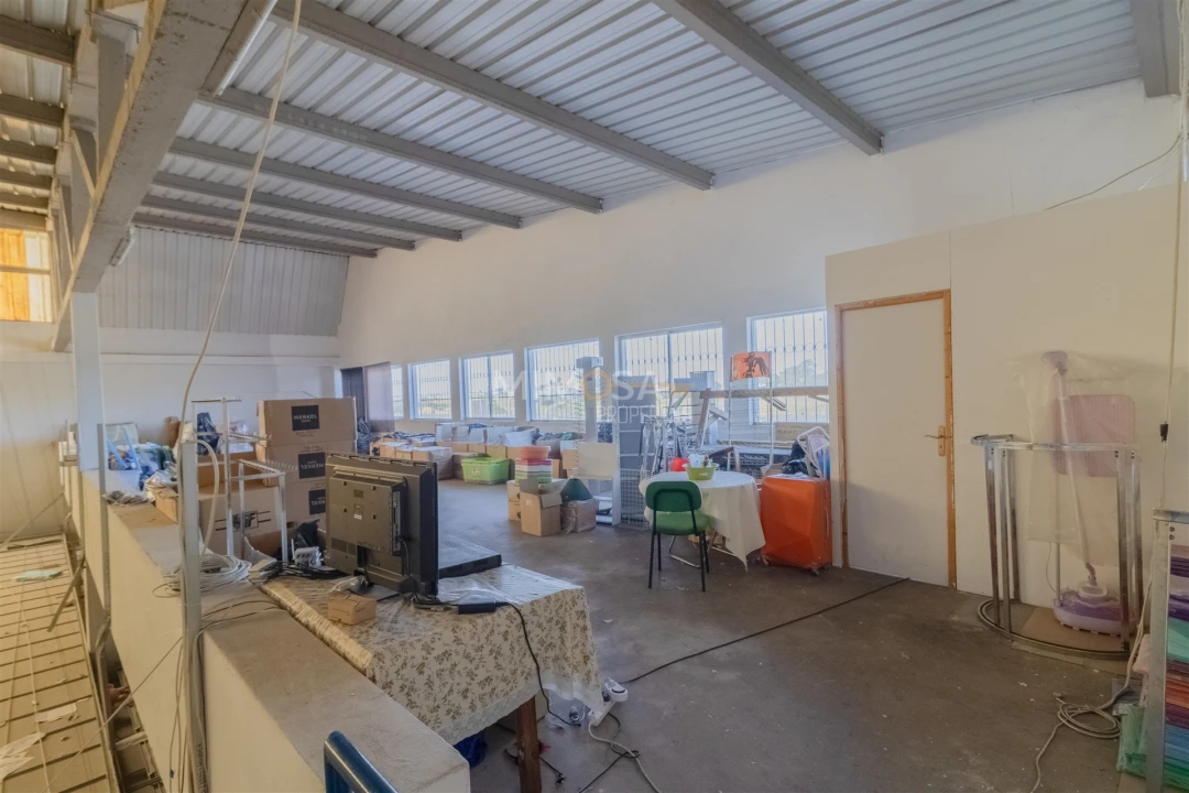 Armazém para Venda em Odiaxere Foto 8