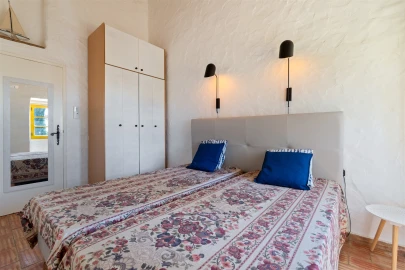 Moradia T5 para Venda em Loule (São Sebastião)