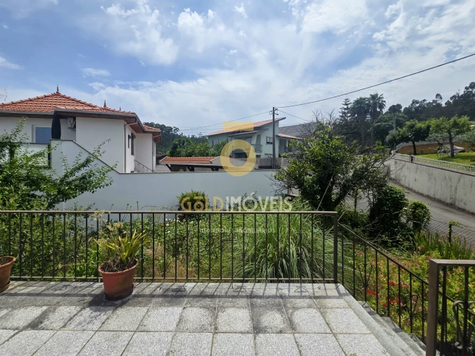 Moradia T2 para Venda em Romariz Foto 9