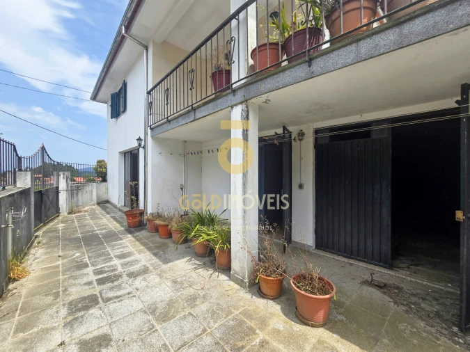 Moradia T2 para Venda em Romariz Foto 7