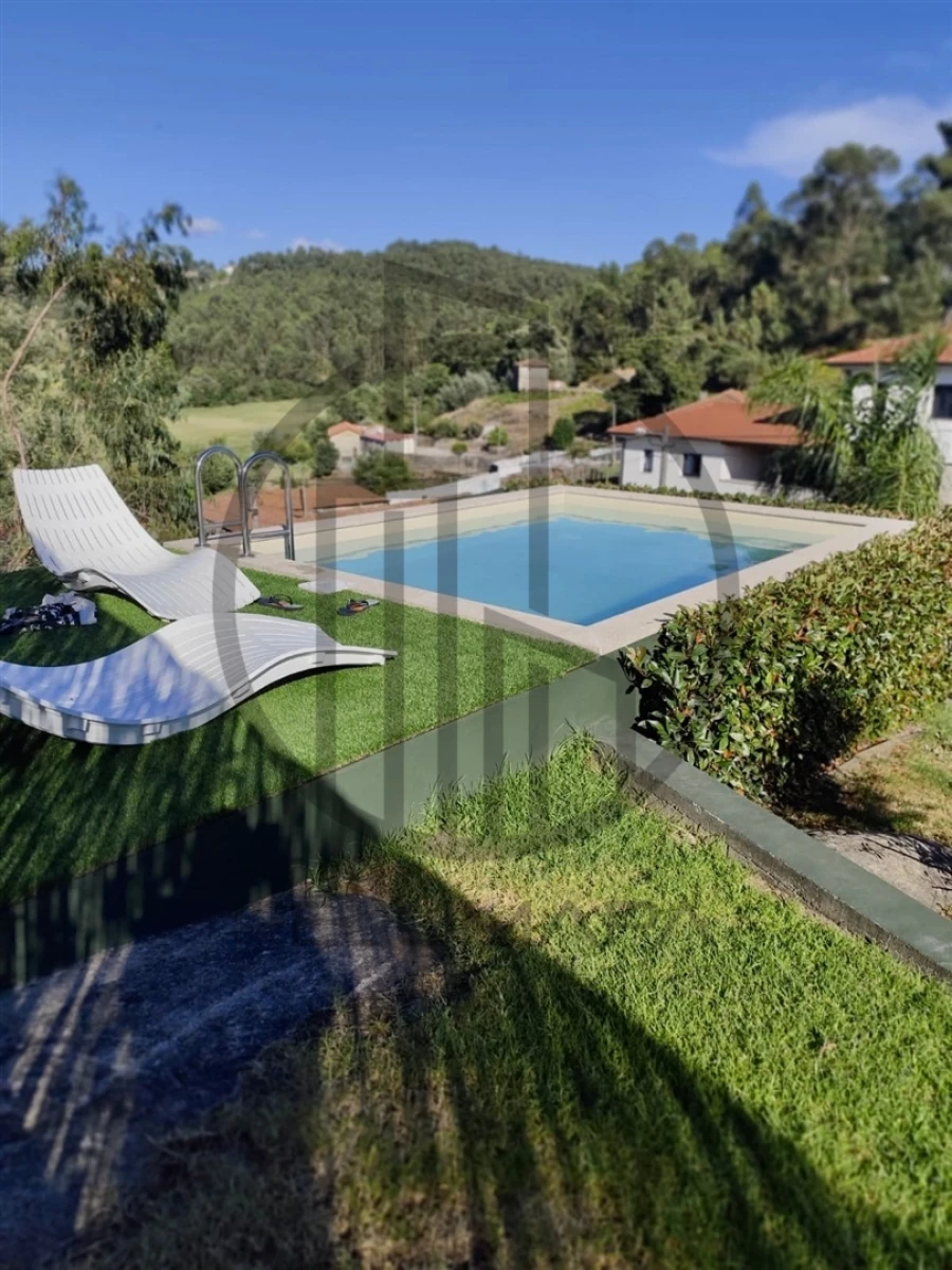 Moradia T3 para Venda em Castelões Foto 48