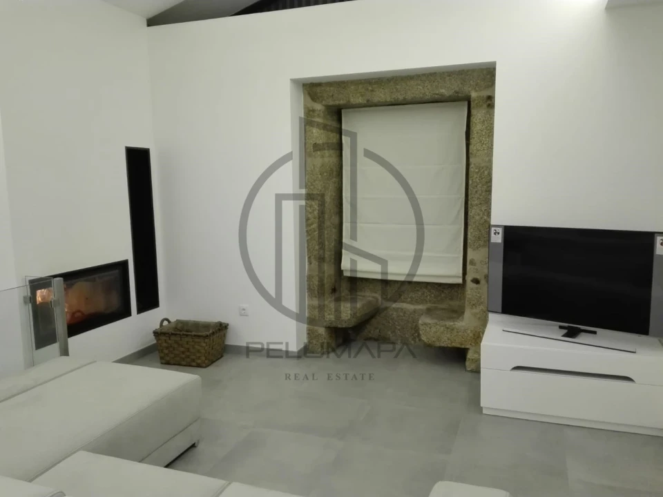 Moradia T3 para Venda em Castelões Foto 5