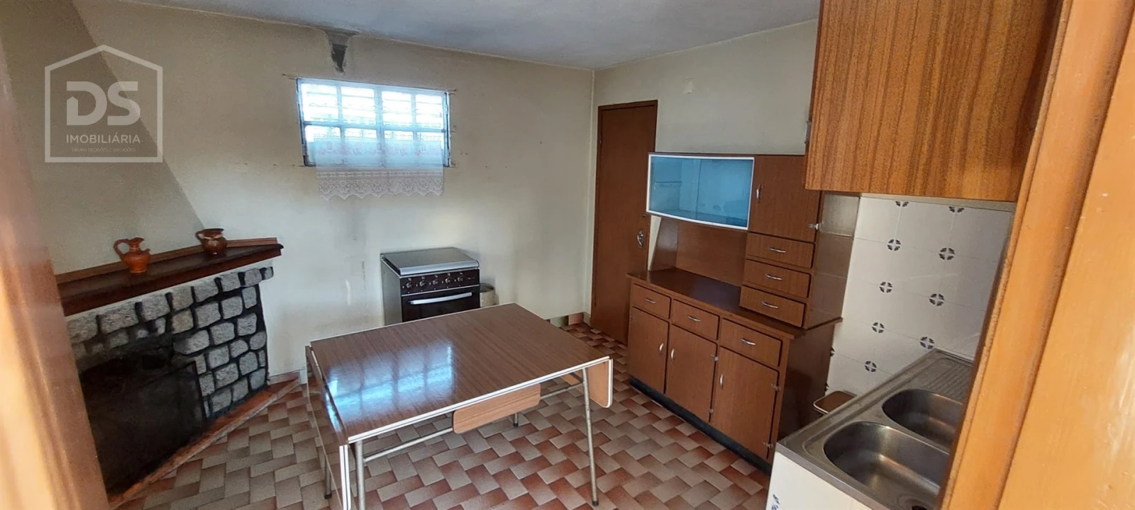 Moradia T3 para Venda em Currelos, Papízios e Sobral Foto 35