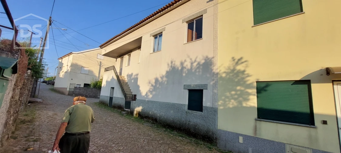 Moradia T3 para Venda em Currelos, Papízios e Sobral Foto 58