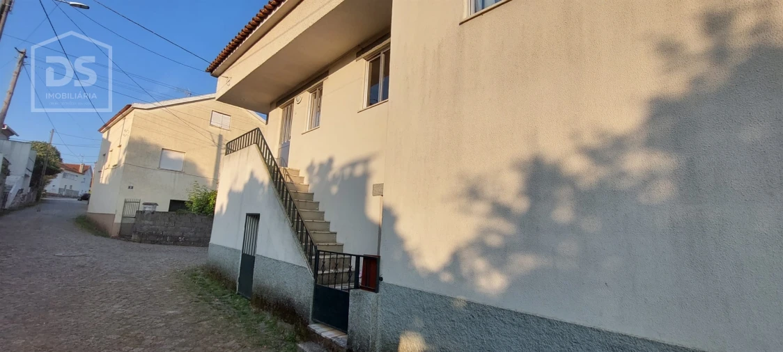 Moradia T3 para Venda em Currelos, Papízios e Sobral Foto 60